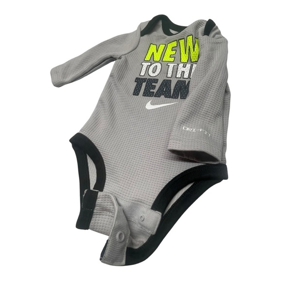 Nike baby Gray and Neon Yellow Bodysuit DRI-FET 3M “New to the Team” print - Picture 2 of 4
